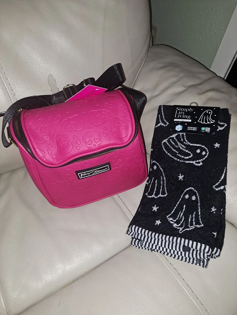 Betsey Johnson Hot Pink Embossed Lunch Box && Other Brand Spooky Hand Towels